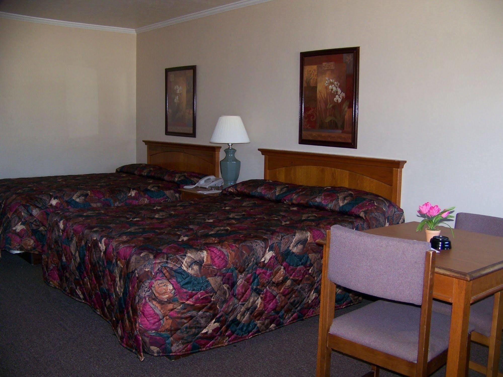 Emerald Sands Inn Milton Bagian luar foto