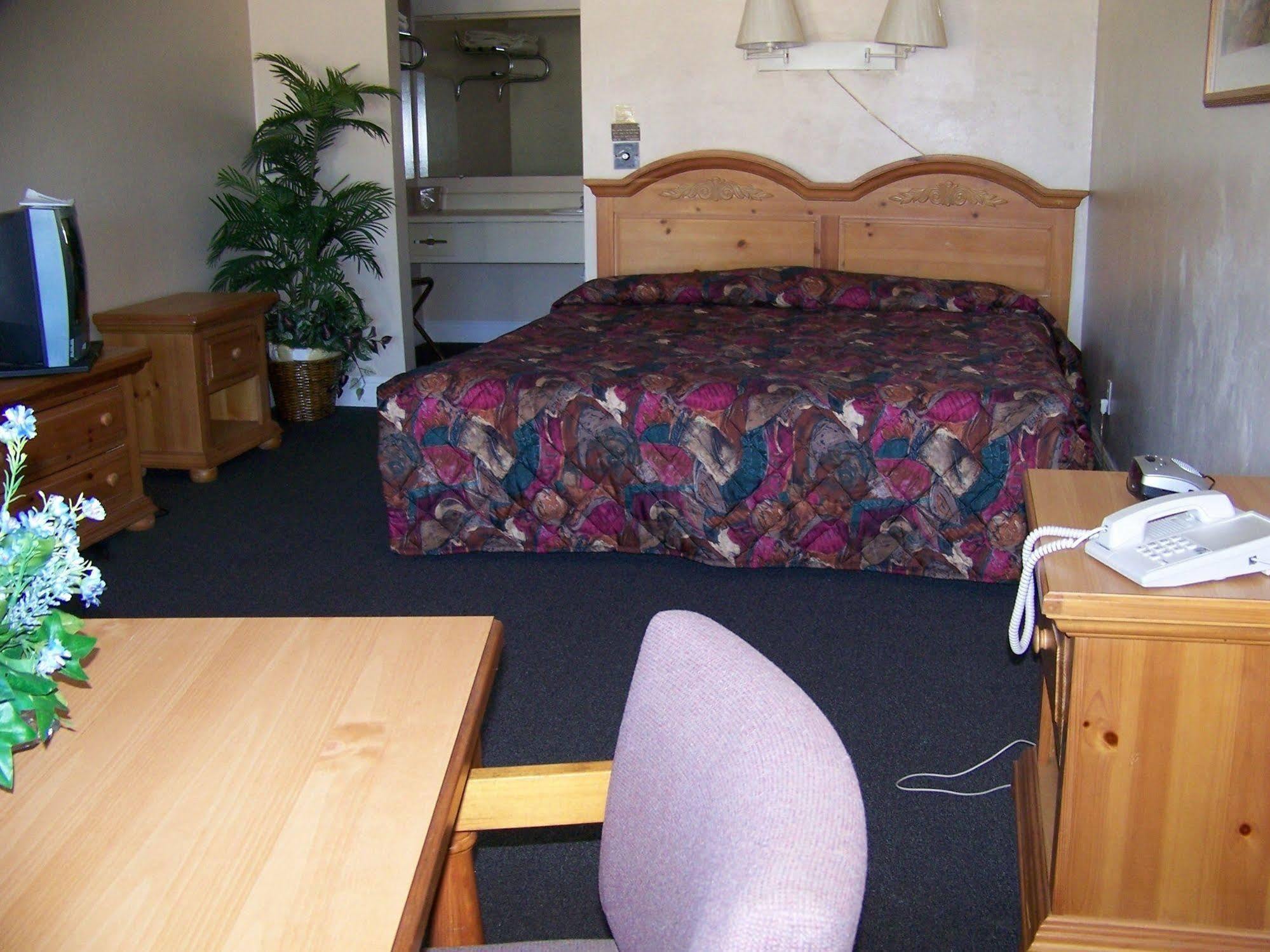 Emerald Sands Inn Milton Bagian luar foto